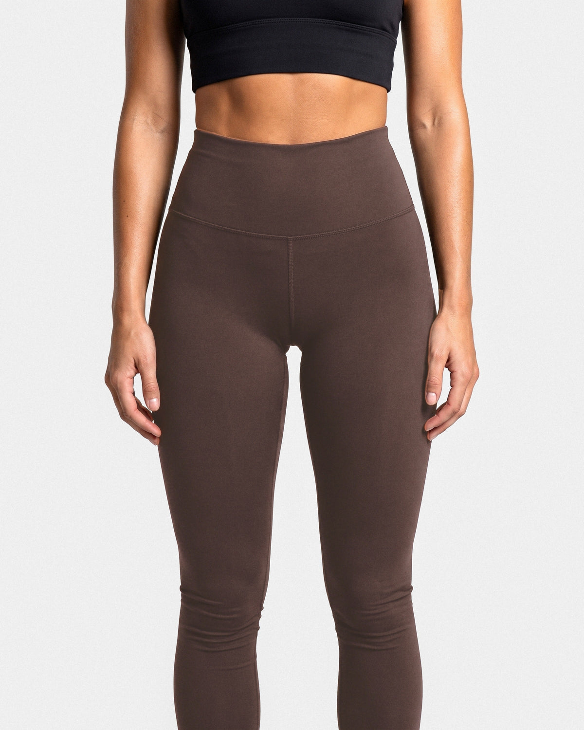 OMNÉA Everyday High Waist Leggings in OMNÉA Mocha – Vorderansicht