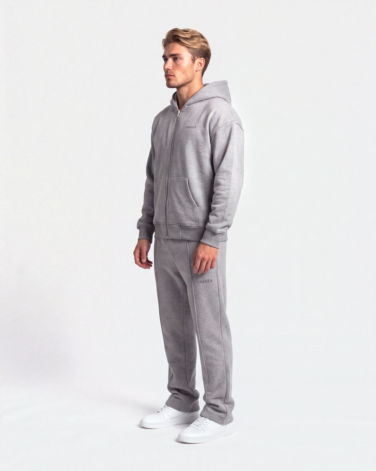 OMNÉA Everyday Zip Hoodie in OMNÉA Heather Grey – Seitenansicht