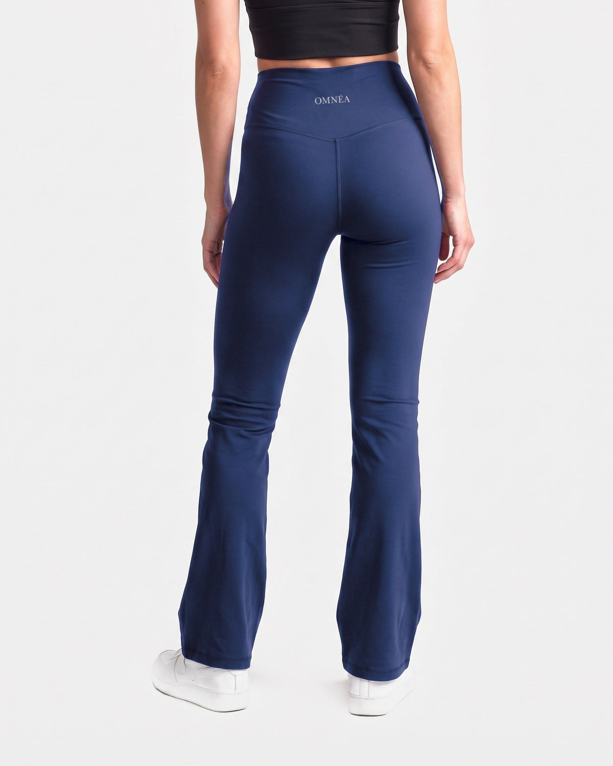 OMNÉA Eclipse High-Waist Leggings in OMNÉA Blue – Rückansicht