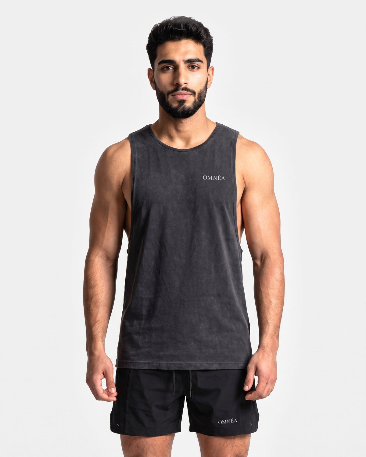 OMNÉA Hybrid Washed Tank in OMNÉA Black – Vorderansicht