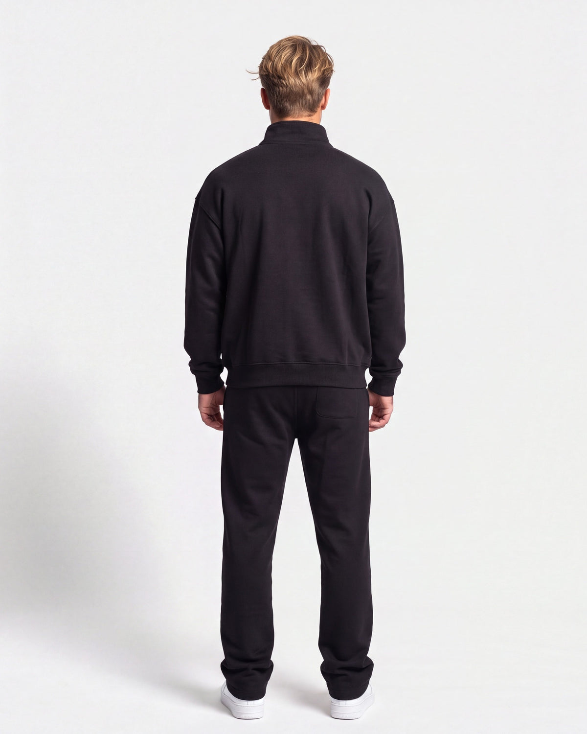 OMNÉA Everyday Half-Zip Sweat in OMNÉA Black – Rückansicht