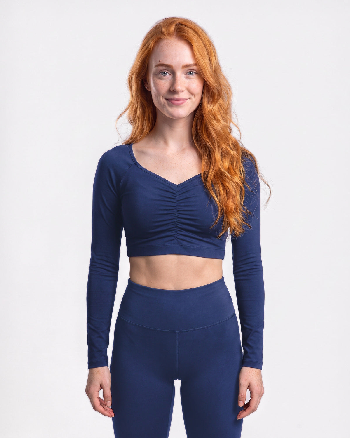 OMNÉA Ruched Sweetheart Long Sleeve in OMNÉA Blue – Vorderansicht