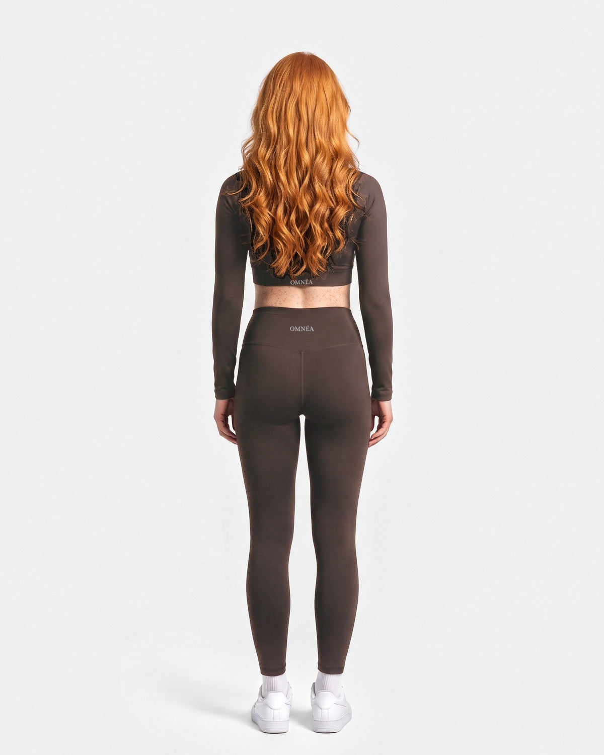 OMNÉA Ruched Sweetheart Long Sleeve in OMNÉA Mocha – Rückansicht